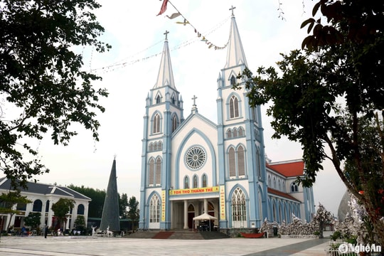 Các xứ đạo ở Nghệ An tưng bừng trang hoàng đón Giáng sinh