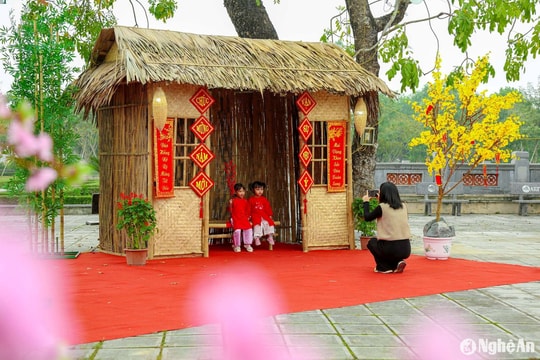 Thủ tướng chỉ thị tăng cường các biện pháp bảo đảm đón Tết Nguyên đán Ất Tỵ 2025 vui tươi, lành mạnh, an toàn, tiết kiệm