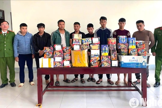 Khởi tố 17 đối tượng về hành vi gây rối trật tự công cộng và buôn bán, tàng trữ hàng cấm