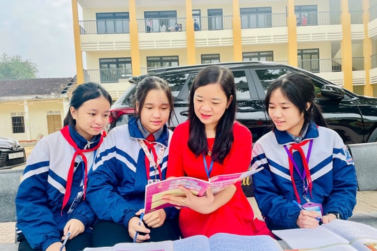 Nữ sinh thủ khoa Giáo dục công dân với bài nghị luận bàn về lối sống của giới trẻ hiện nay