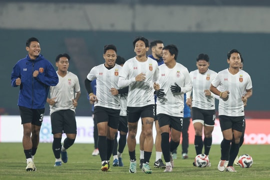 ĐT Myanmar làm quen sân Việt Trì, sẵn sàng đối đầu tuyển Việt Nam