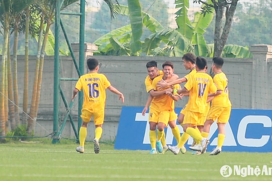 U19 Sông Lam Nghệ An chia điểm trước chủ nhà U19 PVF tại vòng loại U19 Quốc gia