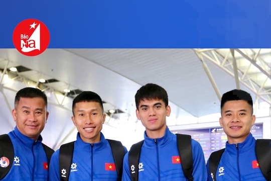 Đội tuyển Việt Nam lên đường sang Singapore đá bán kết ASEAN Cup 2024