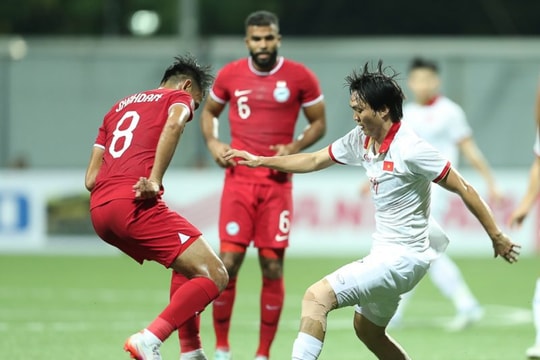 Đội hình dự kiến Việt Nam đấu Singapore: Xuân Son đá chính