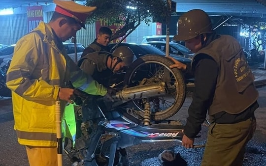 CSGT nhanh chóng truy tìm được tài xế ô tô gây TNGT nghiêm trọng rồi bỏ chạy