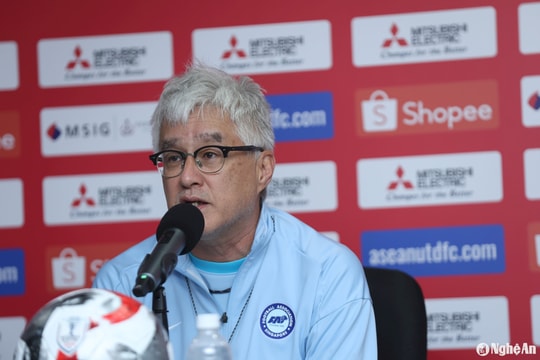 Huấn luyện viên Singapore: 'Chúng tôi đã nghiên cứu rất kỹ tiền đạo Nguyễn Xuân Son'