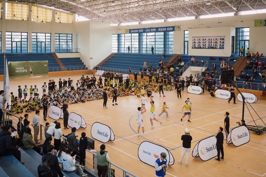 Sun Life tổ chức mùa hai - ngày hội bóng rổ High Hoops bật cao sức trẻ