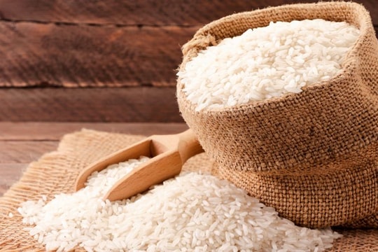 Giá lúa gạo hôm nay 26/12/2024: Giá gạo tiếp tục giảm