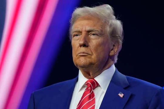 Ông Trump nghiêm túc trong việc mua Greenland và Kênh đào Panama?