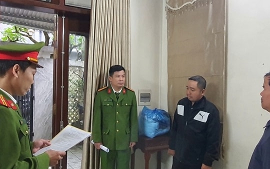 Lừa giúp làm thủ tục cấp sổ đỏ, chiếm đoạt hơn 6,7 tỷ đồng