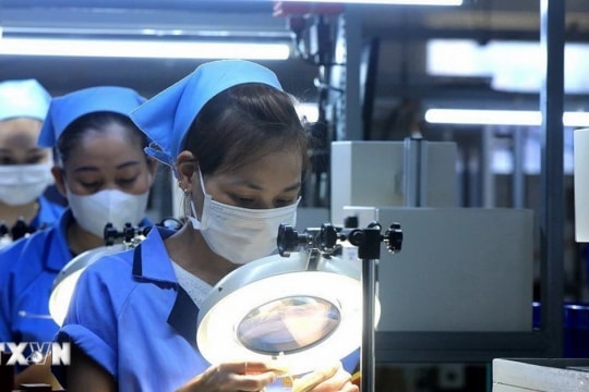 Thủ tướng Chính phủ: Phấn đấu tăng trưởng kinh tế hai con số năm 2025