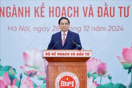 Thủ tướng Phạm Minh Chính yêu cầu '5 tiên phong' của ngành Kế hoạch và Đầu tư
