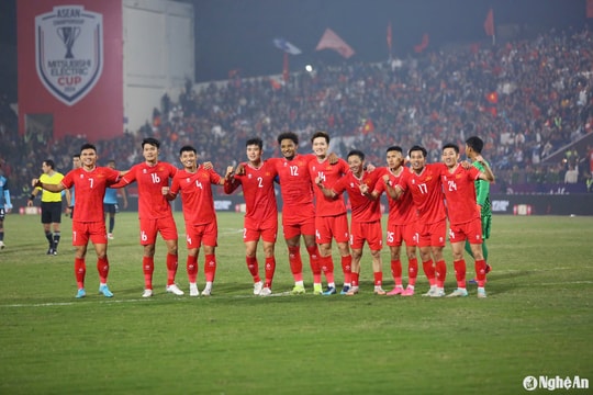 Đè bẹp Singapore trên sân Việt Trì, đội tuyển Việt Nam hiên ngang tiến vào trận chung kết ASEAN Cup 2024