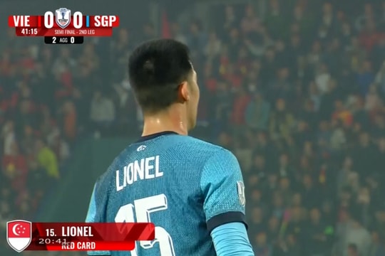 ĐT Việt Nam nhận tin không vui sau khi vào chung kết AFF Cup 2024; Vì sao hậu vệ Singapore bị thẻ đỏ nhưng không rời sân?