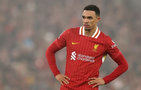 Real Madrid ở “sát sườn” Trent Alexander-Arnold