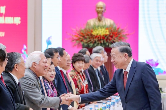 Tổng Bí thư Tô Lâm: Trí thức, nhà khoa học phải đưa Việt Nam vào nhóm dẫn đầu ASEAN về AI