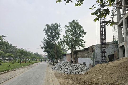 Nhà trường loay hoay đòi đất giáo viên