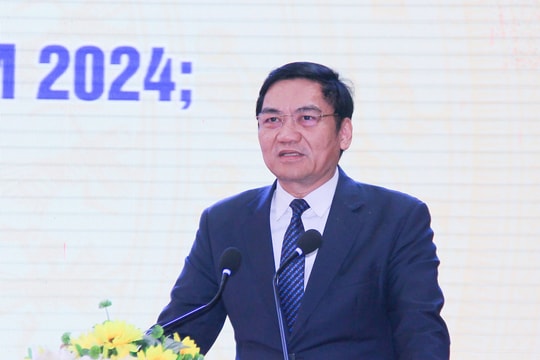 Đồng chí Hoàng Nghĩa Hiếu: Nêu cao tính gương mẫu của người đứng đầu trong sắp xếp tổ chức bộ máy