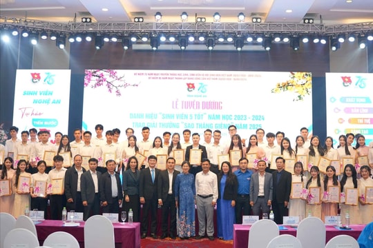 Nghệ An tuyên dương 75 'Sinh viên 5 tốt' và 'Sao tháng Giêng' cấp tỉnh