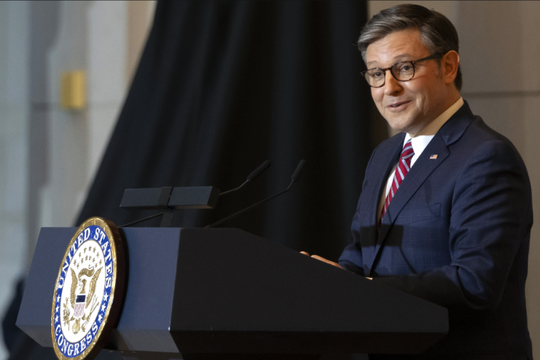 Chủ tịch Hạ viện Mỹ Mike Johnson tái đắc cử