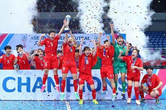 Đội tuyển futsal nữ Việt Nam lọt vào Top 10 thế giới của Futsalplanet; Indonesia sa thải HLV Shin Tae-yong?