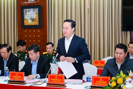 Đảng ủy Quân khu 4 ra Nghị quyết lãnh đạo thực hiện nhiệm vụ năm 2025