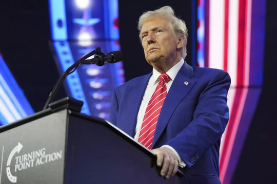 'Món quà' bất ngờ của ông Trump dành cho Nga và Trung Quốc