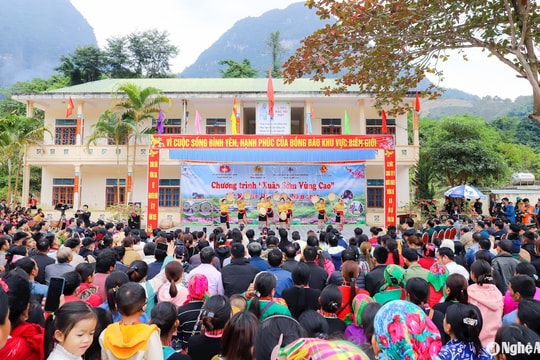 Để nhà nhà đều có Tết, người người đều ấm áp khi Tết đến Xuân về