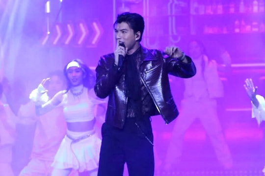 HIEUTHUHAI được Bộ Văn hóa, Thể thao và Du lịch vinh danh