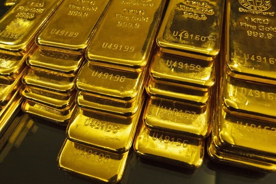 Giá vàng hôm nay 14/1/2025: Giá vàng thế giới và vàng trong nước cùng giảm