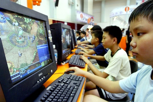 Trung Quốc thắt chặt kiểm soát game online đối với trẻ em, giới hạn mức 16 giờ/tháng trong kỳ nghỉ