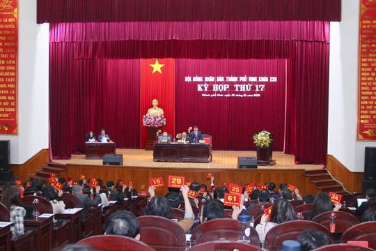 HĐND thành phố Vinh tổ chức kỳ họp thứ 17 để xem xét quyết định một số nội dung quan trọng thuộc thẩm quyền