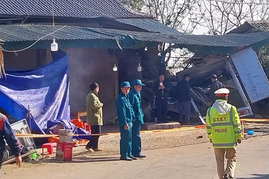 Thông tin chính thức vụ tai nạn khiến 6 người tử vong ở Kỳ Sơn