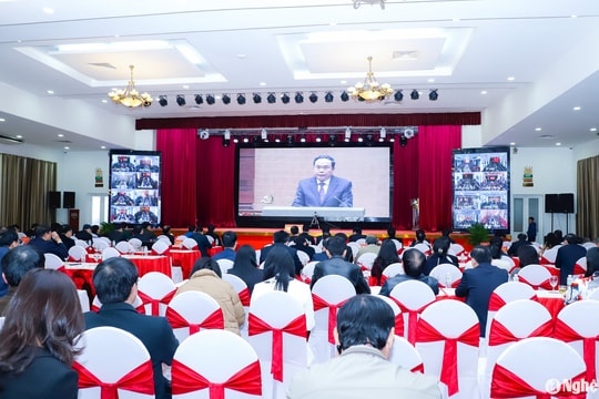 Chủ tịch Quốc hội: Nâng cao nhận thức, đột phá về đổi mới tư duy trong xây dựng thể chế