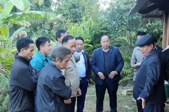 Hỗ trợ gia đình các nạn nhân vụ tai nạn tại Kỳ Sơn