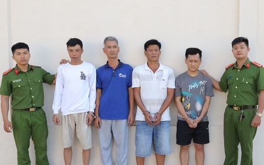 Bắt nhóm cướp 'Hội những người vỡ nợ thích làm liều'