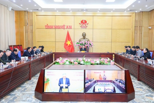 Nghệ An xác định cải cách thủ tục hành chính là nhiệm vụ trọng tâm, xuyên suốt