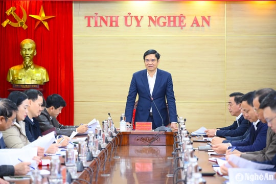 Thường trực Tỉnh ủy Nghệ An làm việc với Ủy ban MTTQ tỉnh và các tổ chức chính trị - xã hội cấp tỉnh