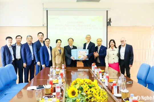 Phó Chủ tịch UBND tỉnh Bùi Thanh An chúc Tết các doanh nghiệp, nhà đầu tư