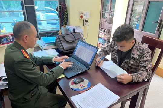 Xử lý đối tượng lập nhóm Messenger để thông báo chốt kiểm soát giao thông