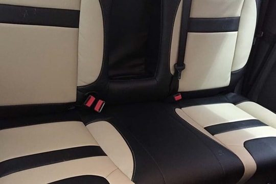 Ô tô ghế nỉ có cần thiết nâng cấp lên ghế da?