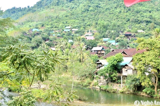 Xuân trong những ngôi nhà ấm tình đoàn kết