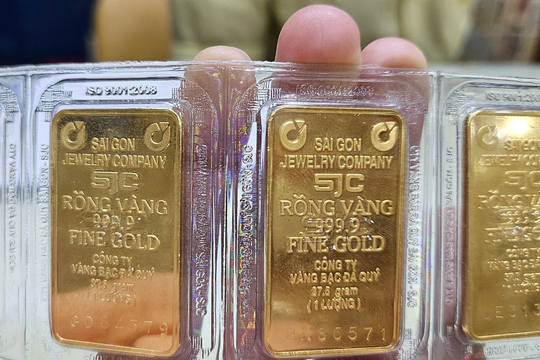 Giá vàng hôm nay 25/1/2025: Giá vàng thế giới và vàng trong nước tăng tiến sát đỉnh lịch sử