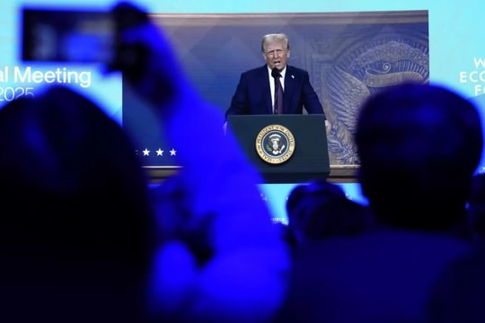 Tổng thống Trump sẽ yêu cầu OPEC giảm giá dầu vì hòa bình ở Ukraine