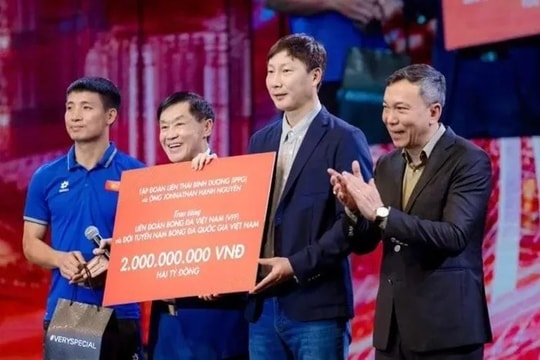 Tuyển Việt Nam được thưởng 2 tỷ đồng trước thềm giải châu Á; Ronaldo sắp có đối tác đẳng cấp trên hàng công