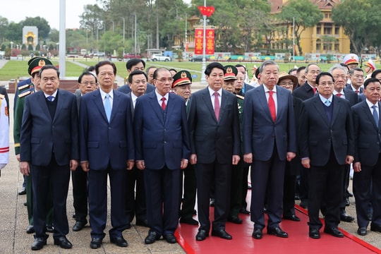 Lãnh đạo Đảng, Nhà nước viếng Chủ tịch Hồ Chí Minh nhân 95 năm ngày thành lập Đảng