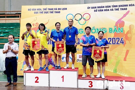 Câu chuyện gắn kết của ‘gia đình bóng bàn’ ở Nghệ An