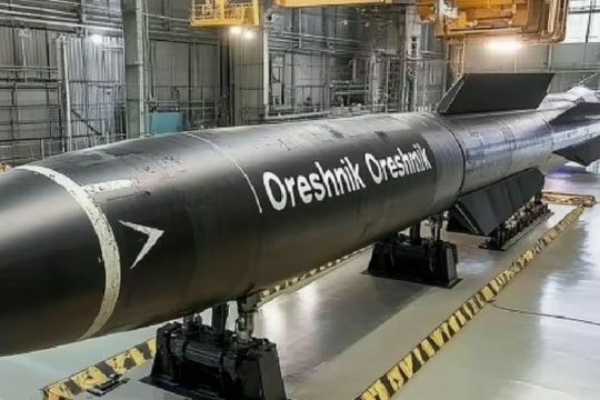 Quan chức Nga tiết lộ sắp triển khai Oreshnik tại Belarus