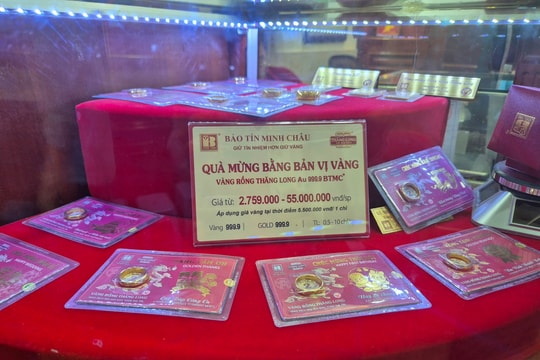 Giá vàng hôm nay 5/2/2025: Giá vàng thế giới tăng, vàng SJC bất ngờ giảm