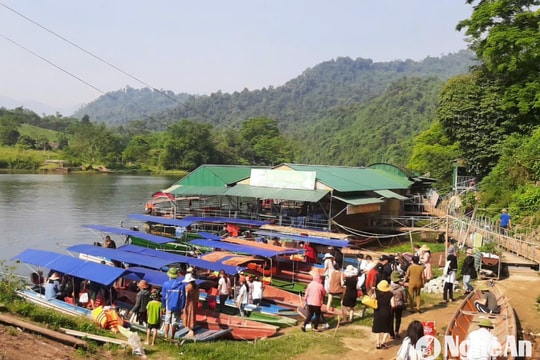 Xử lý dứt điểm tình trạng lộn xộn ở điểm du lịch Phà Lài (Con Cuông)